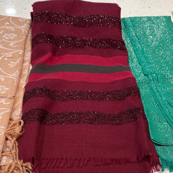 Colorful Patterned Scarves Set - Picture 5 of 8